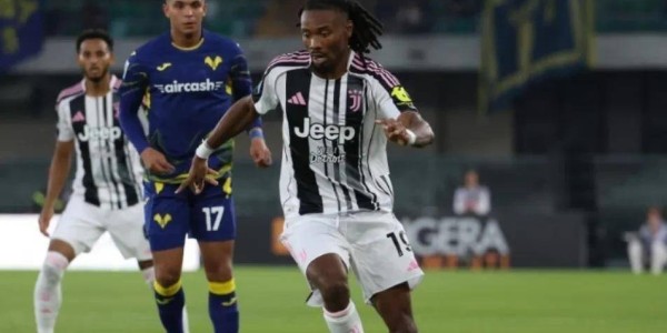 意甲一夜变天！那不勒斯竟成唯一全胜球队，AC米兰狂飙紧追，尤文意外翻车！