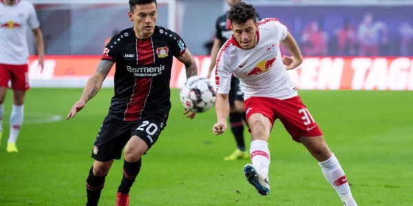 德甲精选赛事：勒沃库森vs法兰克福 法兰克福强势冲击，进攻就是最好的防守！