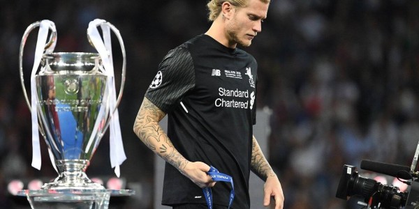 被问超巨失误️卡里乌斯翻白眼：只有1%的门将能走到欧冠决赛