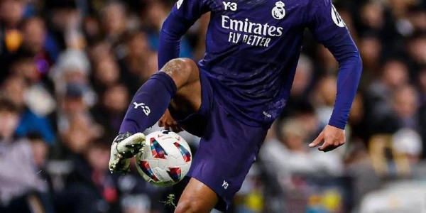 伤势困扰严重，皇马大将手术治疗肩伤：至少缺席2-3月的时间