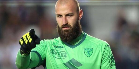 1500万超值交易！那不勒斯抢在曼联前谈判，塞尔维亚门神将赴意甲